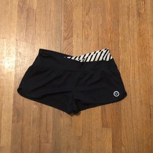 Roxy black board shorts size Large.